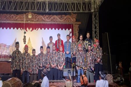 MALAM PUNCAK GEBYAR KEMERDEKAAN DESA S