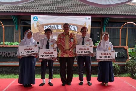 SMP N 3 KALIMANAH JUARA II DALAM F