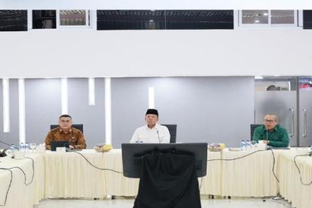 MENTERI ATR / BPN NUSRON BERIKAN A