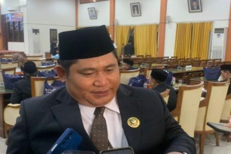 DPRD MENGHARAP PEMKAB DEMAK SERIUS