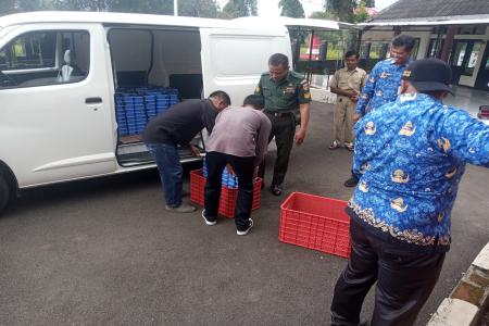 LAUNCHING MAKAN BERGIZI GRATIS UNT