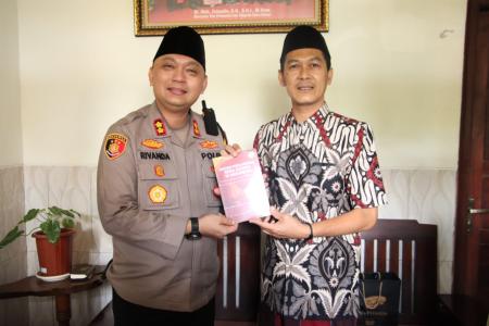 Kapolres Sumenep Jalin Silaturahmi Den