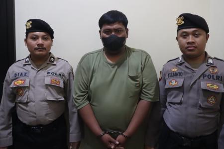 Polisi Buru Pelaku Penganiayaan Di Dem