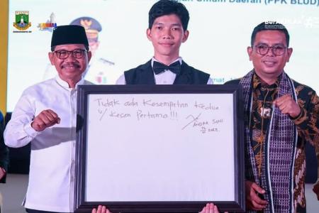  Pemprov Banten Resmikan Sekolah Swast