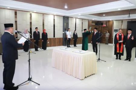 PELANTIKAN PEJABAT ADMINISTRATOR, 