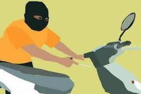 ANTISIPASI PENCURIAN MOTOR DENGAN SMAR