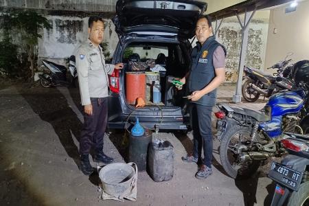 POLISI BERHASIL UNGKAP PENIMBUNAN 