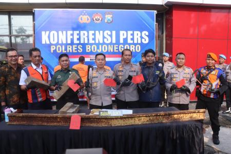 POLRES BOJONEGORO AMANKAN KOMPLOTA