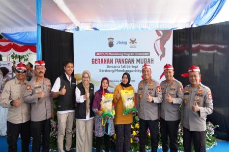 WAKAPOLRI,BERI,PERHATIAN,KHUSUS,KE