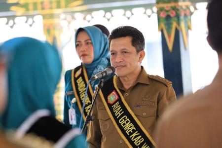 BUPATI WONOSOBO LANTIK ENAM KETUA 