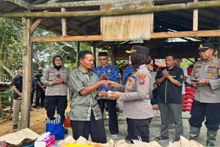 Bedah Rumah Warga di Tulakan Polres Pa