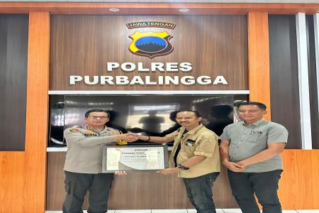 POLRES PURBALINGGA TERIMA PENGHARG