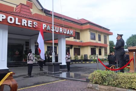 POLRES PASURUAN PERINGATI HARI IBU
