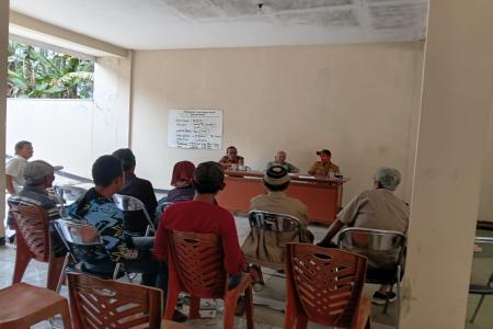 Desa Mekarsari Gelar Program Ketahanan Pangan dengan Penanaman Jagung 